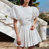 FLORA IN MOONRISE WHITE