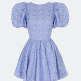 FLORA IN LAVENDER MILK