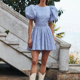 FLORA IN LAVENDER MILK