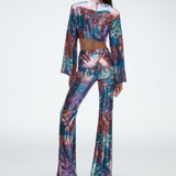 ELVIS TOP IN BURNING LOVE